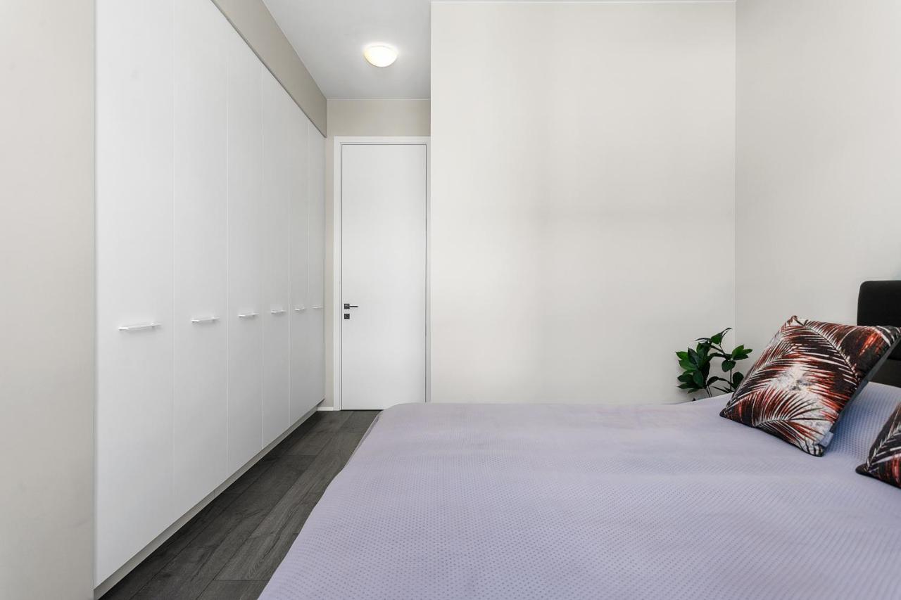 Modern Downtown Apartment - Harbour View Reykjavík Esterno foto